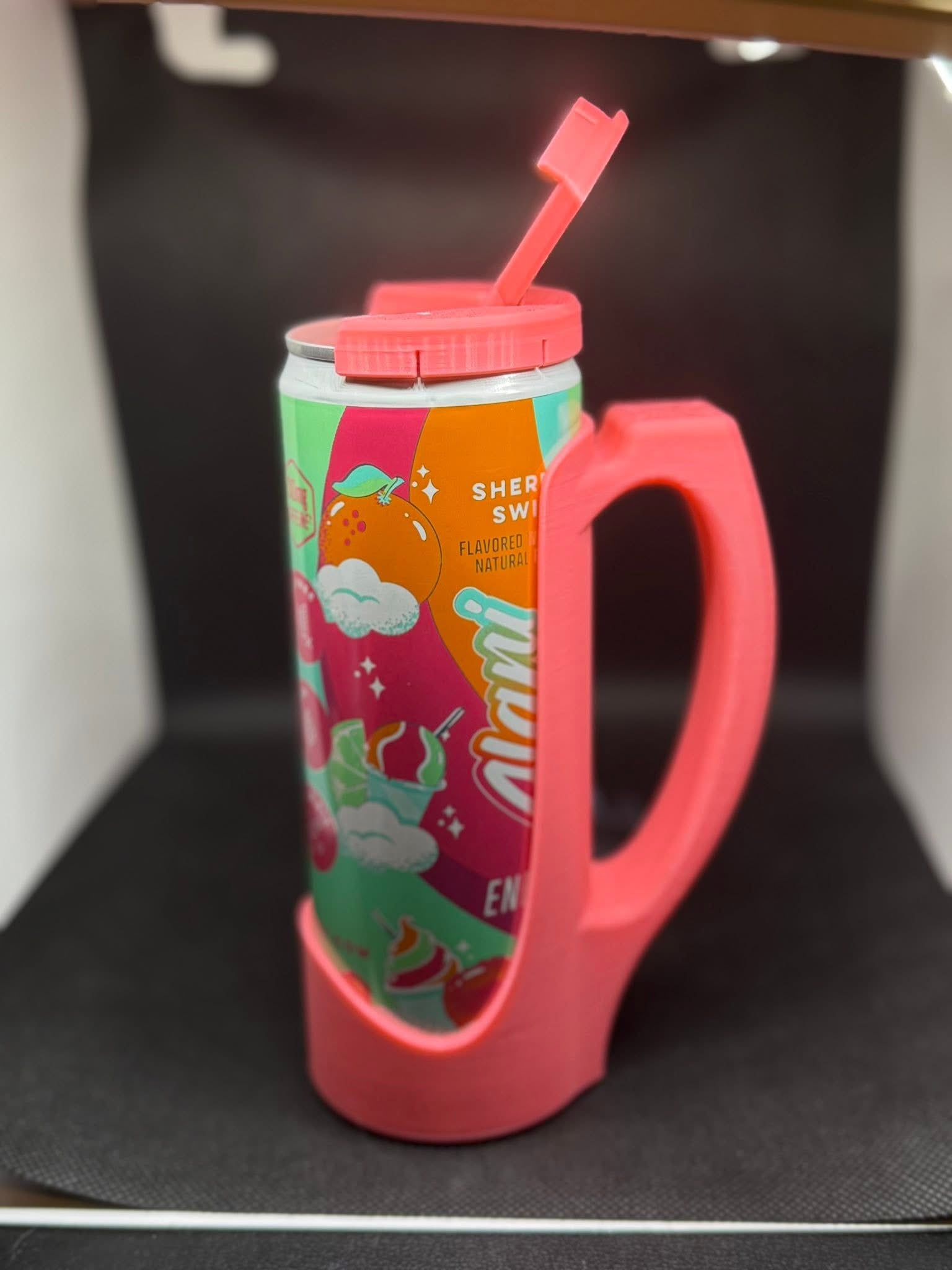 Skinny Can Drink Holder with Free Cap